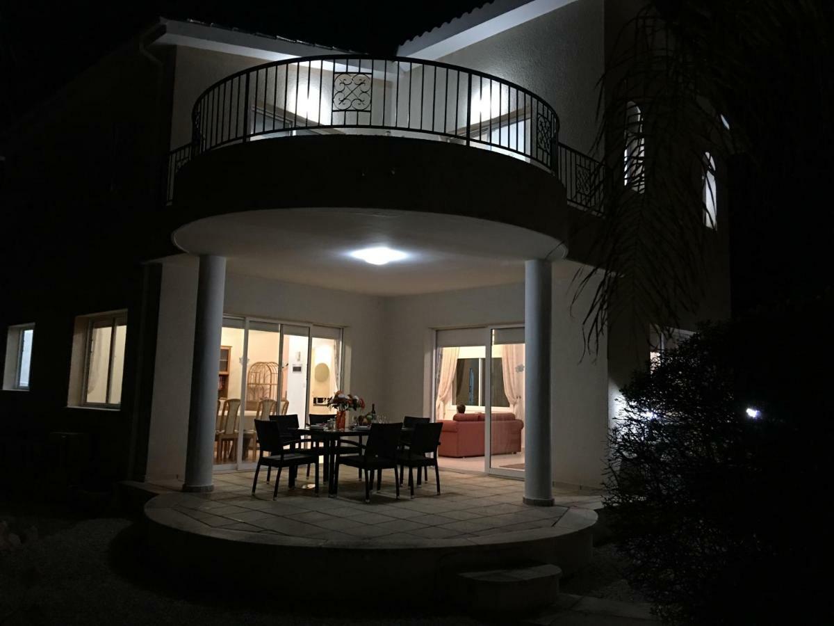 Villa Anthiana Coral Bay Buitenkant foto